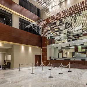 5* Θέρετρο Moon Palace